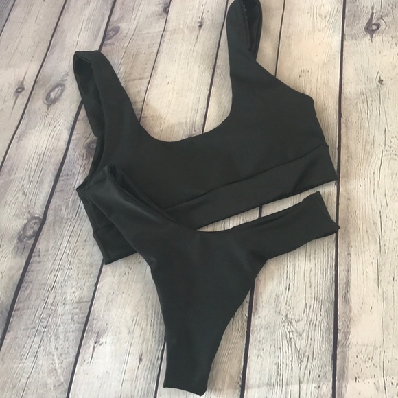 Black Brazilian 2 Piece Crop Swimsuit Bikini - Picture 8 of 8